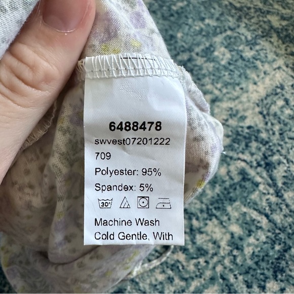 2/$20 | ROMWE | Floral Ruched Bust Cami - Picture 4 of 7